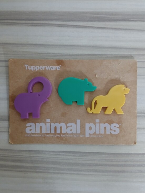 Tupperware Jewelry - Vintage Tupperware Animal Pins NEW